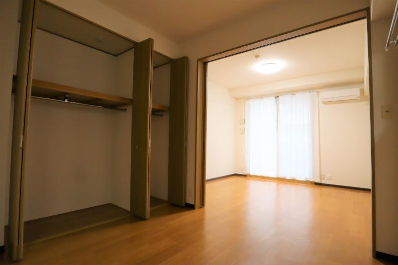 パストラーレ江坂の居間・リビング