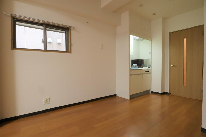 パストラーレ江坂の居間・リビング