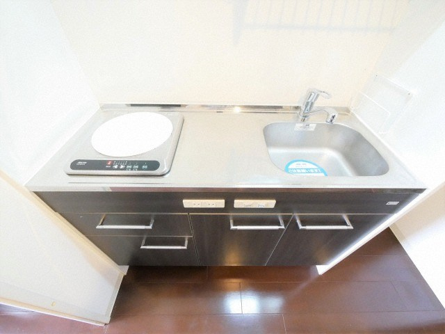 セレニテ新大阪弐番館のキッチン