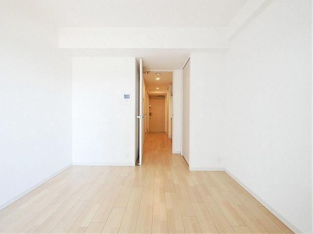 アドバンス新大阪ウエストゲートの居間・リビング