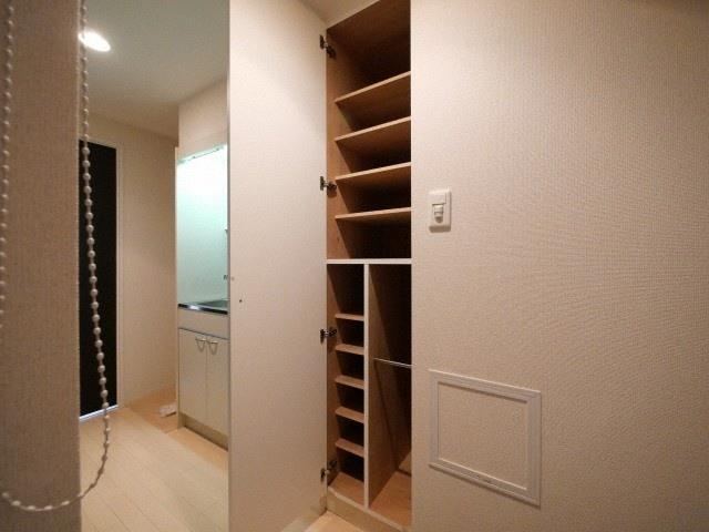 新大阪南グランドマンションの収納