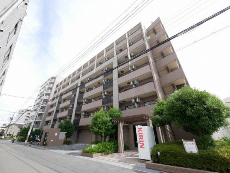 グレイス丸萬の外観