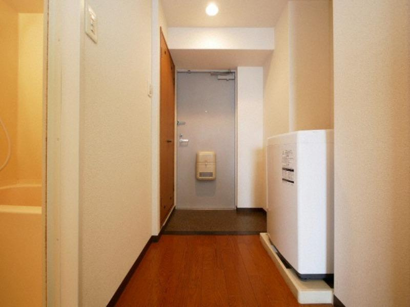 グレイス丸萬の玄関