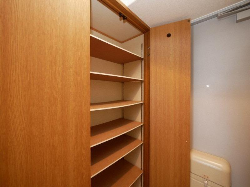 グレイス丸萬の収納