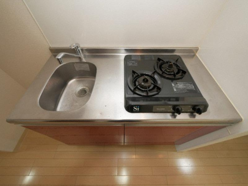 CASAMT東三国のキッチン