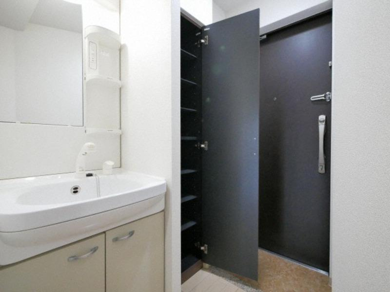 CASAMT東三国の収納