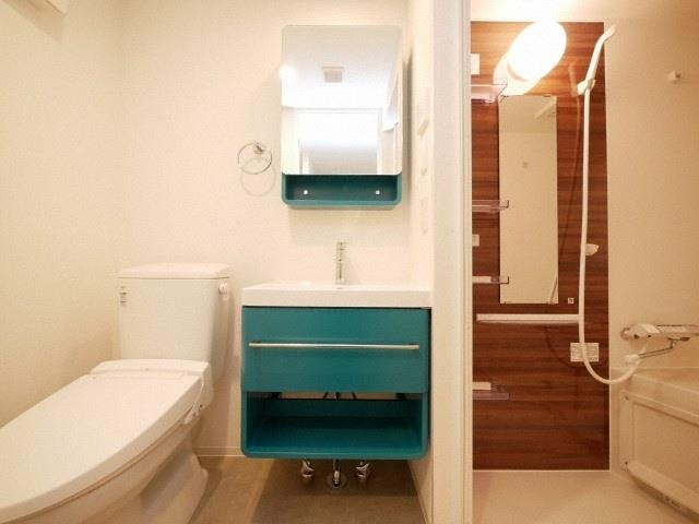 セレニテ三国プリエの洗面所