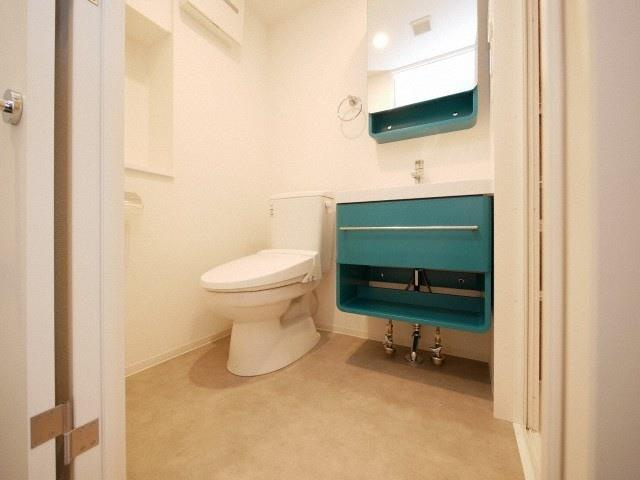 セレニテ三国プリエの洗面所