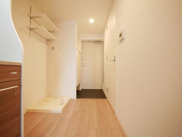 セレニテ三国プリエの玄関