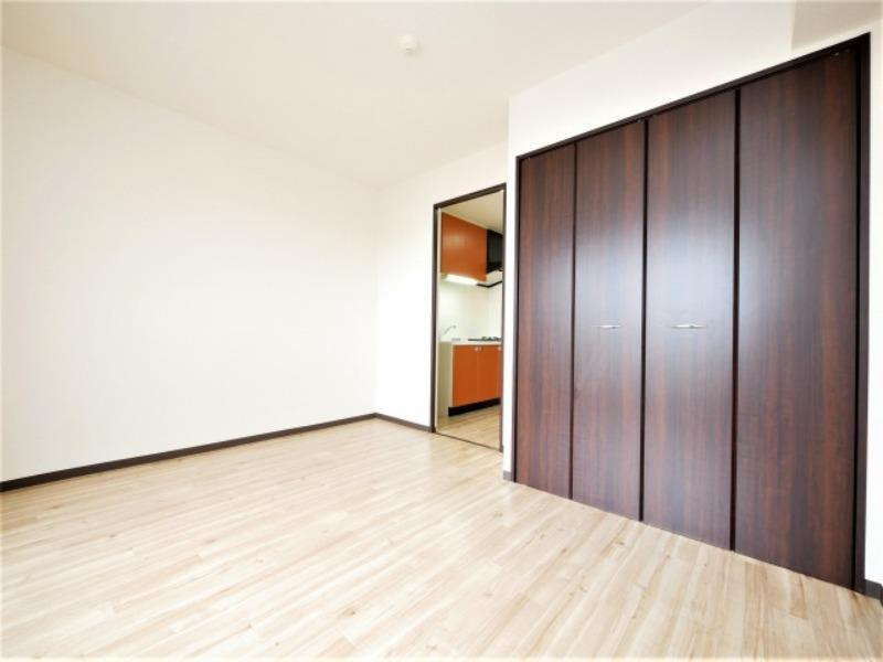 アーバンフラッツ西中島の居間・リビング