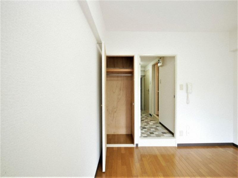 パインコート江坂IIの収納