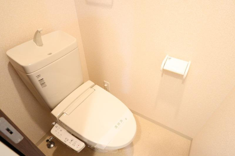 Luxe新大阪Iのトイレ