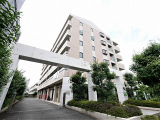 パインコート江坂Iの外観