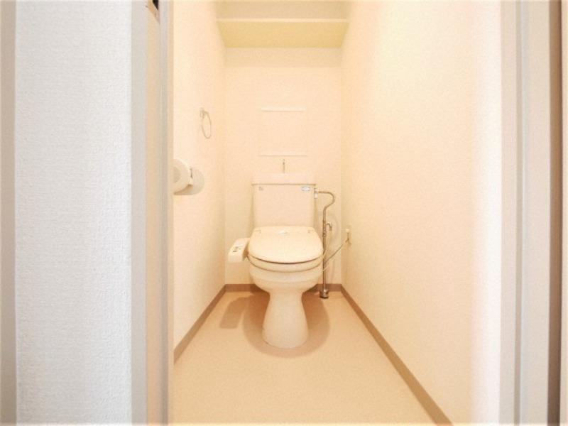 パインコート江坂Iのトイレ