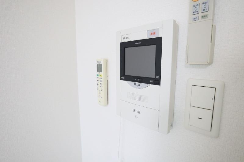 エルプレイス東三国のセキュリティ