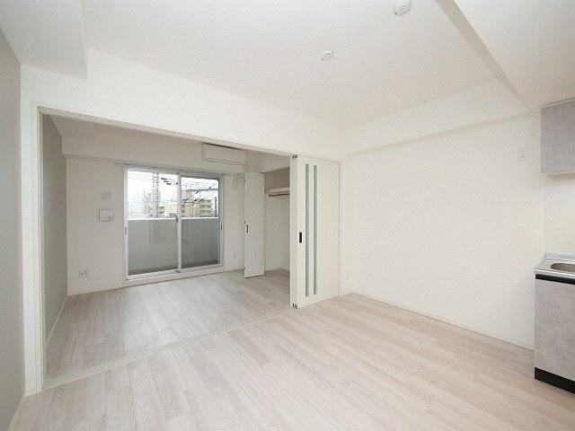 MSR新大阪南の居間・リビング