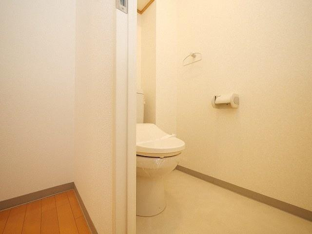 ドゥーエ江坂Iのトイレ