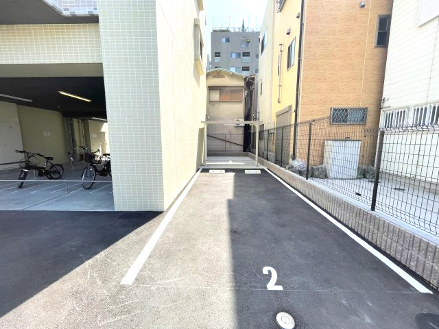 スプランディッド新大阪Vの駐車場