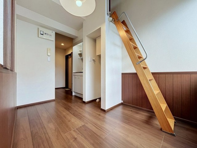 【洋室】 | ＲＡＹ　ＨＯＵＳＥ