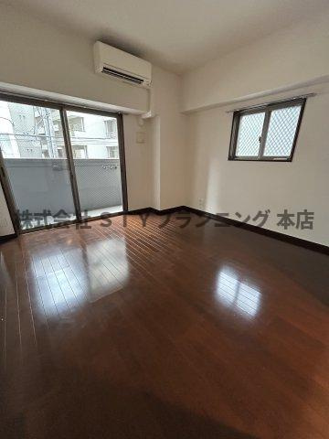 仲介手数料０円！エイペックス名古屋鶴舞公園前の居間・リビング