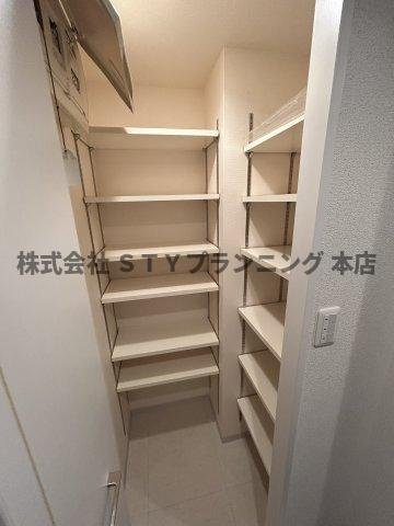 仲介手数料０円！エイペックス名古屋鶴舞公園前の収納