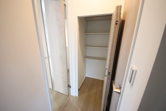 【収納】 | 《仲介手数料無料》桜区大字白鍬375-1(2号棟)新築一戸建てグラン・フェリディア | 撮影日 2024年12月7日 12:50 晴れ