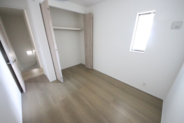 《仲介手数料無料》桜区大字白鍬375-1(2号棟)新築一戸建てグラン・フェリディアの洋室|撮影日 2024年12月7日 12:50 晴れ