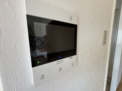 【防犯設備】 | ディオフェルティ狭山西山台 | 来客はモニター付きインターホン確認♪