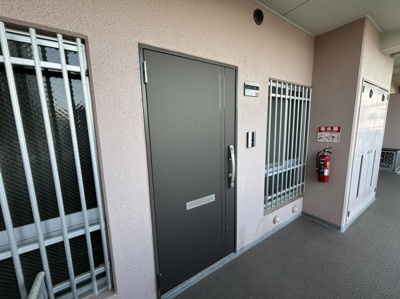 【玄関】 | ディオフェルティ狭山西山台 | Wロックドアでしっかりガード♪