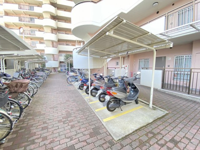 【駐輪場】 | ディオフェルティ狭山西山台 | 屋根付き駐輪場の空状況はお問い合わせください♪