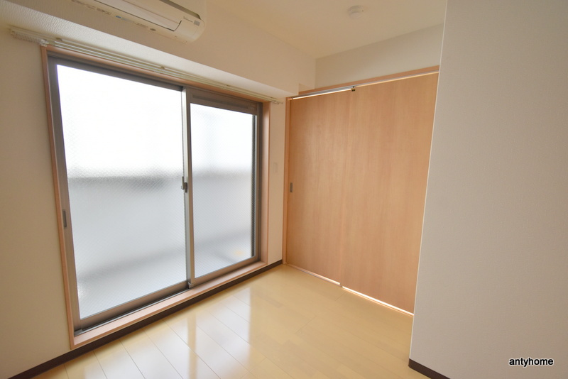 セブンオークス　仲介手数料無料の洋室