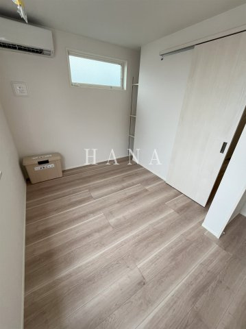 MELDIA梅島Xの洋室