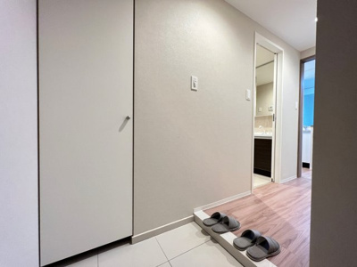 【玄関】 | ラグレース天六