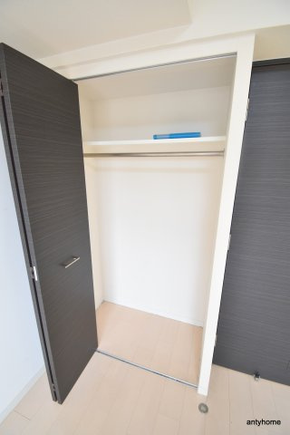 レジュールアッシュPREMIUM TWIN-I　仲介手数料無料の収納