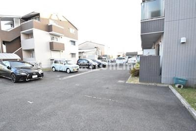 ディライトの駐車場