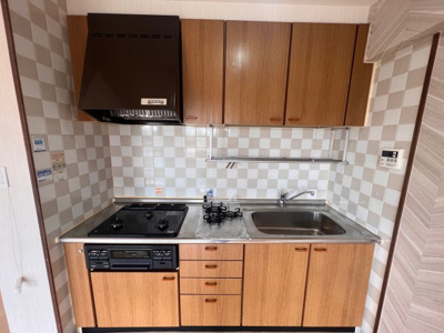 【キッチン】 | ロワイヤル京見橋