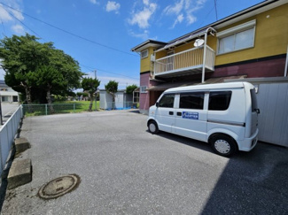 【駐車場】 | 敷地約80坪　両面道路で隣が公園の店舗付き住宅