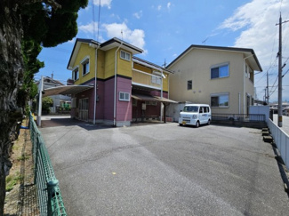 【駐車場】 | 敷地約80坪　両面道路で隣が公園の店舗付き住宅