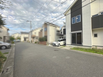 【前面道路含む現地写真】 | 南野田　中古一戸建 | 前面道路幅は約6.7m、開放感ございます♪