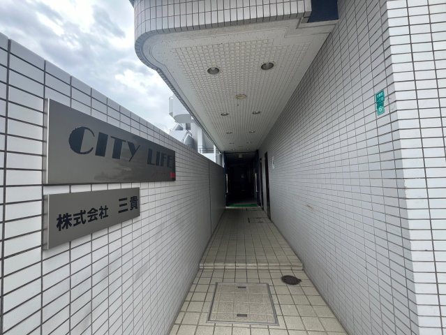 シティーライフ都島のエントランス|ゆとりのあるエントランスです