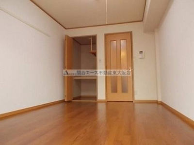 【寝室】 | ミッドウエスト小阪（ミッドウエストコサカ）