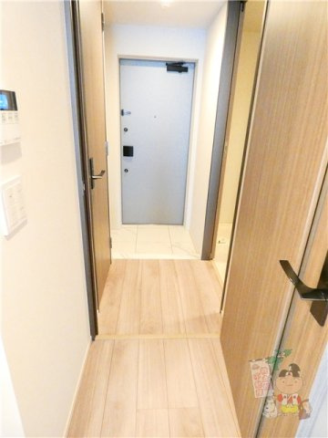 ルミナス磨屋町の玄関