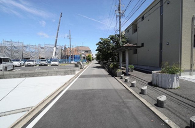 【前面道路含む現地写真】 | WF名古屋市守山区新守山駅西Part4全6棟＜新築一戸建て仲介手数料無料＞ | 前面道路含む現地写真です
