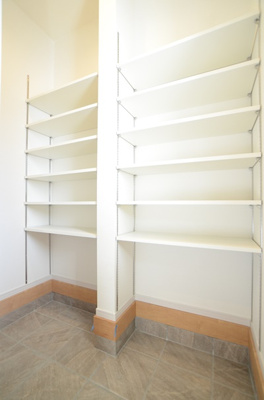 【玄関】 | 綾瀬市落合南3丁目　新築戸建て　全２棟　【仲介手数料無料】