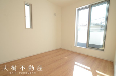 【洋室】 | 綾瀬市落合南3丁目　新築戸建て　全２棟　【仲介手数料無料】 | 2階　洋室2（4.81帖）