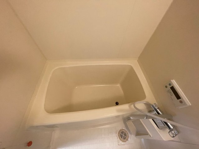 ブリックブロックの浴室