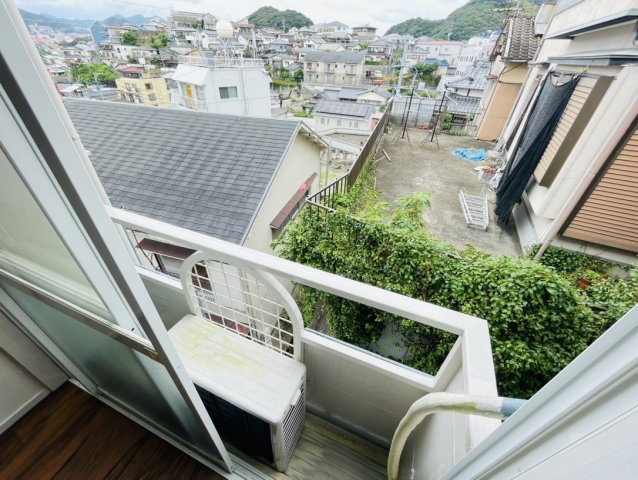 プライムアパート石神のバルコニー