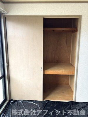 【その他】 | ウィンディア新涯A | 押入れ