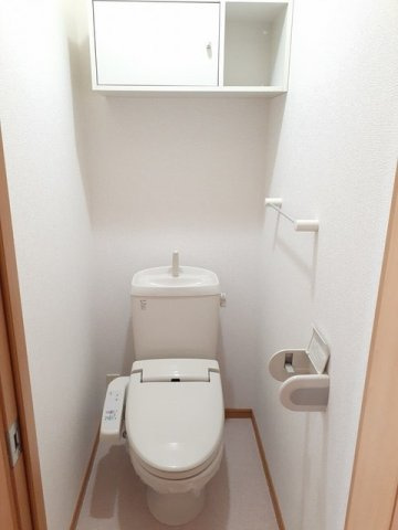 【トイレ】 | 宇塚ハイツ | 清潔感のあるトイレです