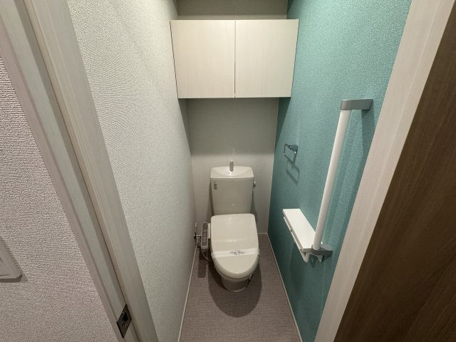 グランティーナのトイレ|シャワー付き暖房便座